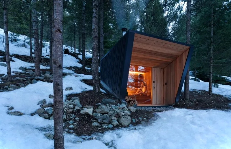 Una estructura de sauna independiente