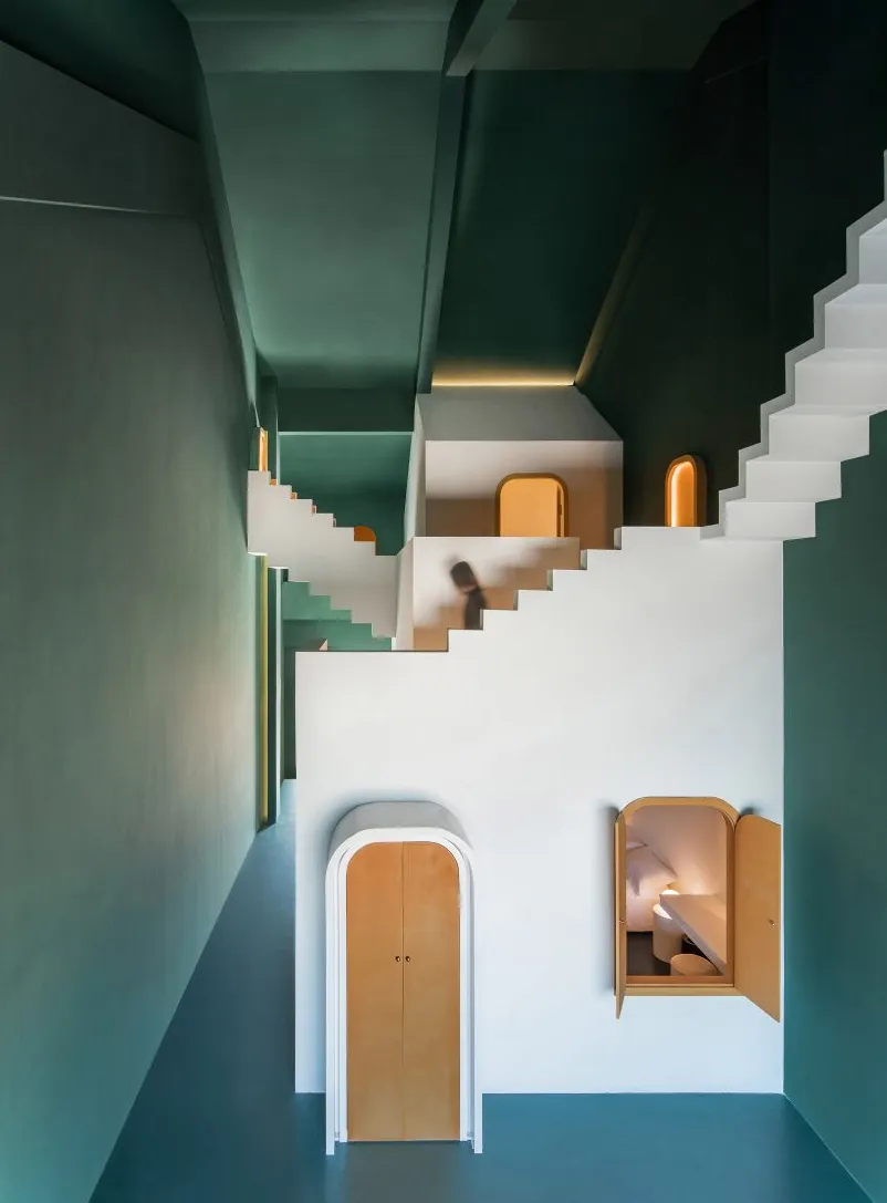 Studio 10 diseña una casa de huéspedes inspirada en MC Escher en China