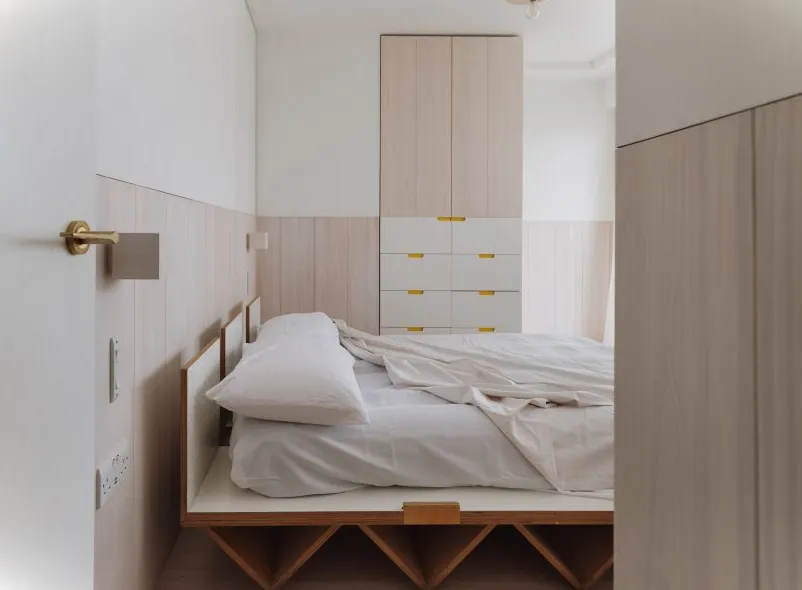 Dormitorio en Dragon Flat de Tsuruta Architects