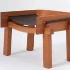 Una silla de madera en Slow Spain